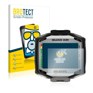 Face avant d’un emballage produit avec le logo de la marque BROTECT. À côté, l’appareil Mares Quad Air est représenté avec la 