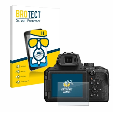 Face avant d’un emballage produit avec le logo de la marque BROTECT. À côté, l’appareil Nikon Coolpix P950 est représenté avec