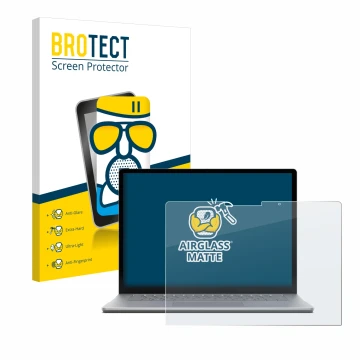 Face avant d’un emballage produit avec le logo de la marque BROTECT. À côté, l’appareil Microsoft Surface Laptop 6 13.5