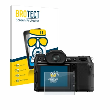 Face avant d’un emballage produit avec le logo de la marque BROTECT. À côté, l’appareil Fujifilm GFX100S II est représenté ave