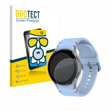 Face avant d’un emballage produit avec le logo de la marque BROTECT. À côté, l’appareil Samsung Galaxy Watch FE est représenté