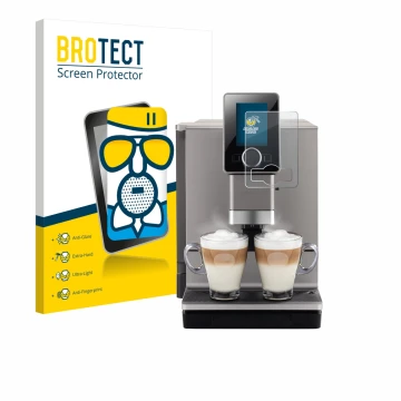 Face avant d’un emballage produit avec le logo de la marque BROTECT. À côté, l’appareil Nivona NICR 930 CafeRomatica est repré