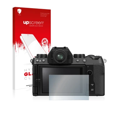 Face avant d’un emballage produit avec le logo de la marque upscreen. À côté, l’appareil Fujifilm X-S10 est représenté avec la