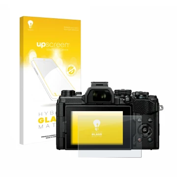 Face avant d’un emballage produit avec le logo de la marque upscreen. À côté, l’appareil Olympus OM System OM-5 est représenté
