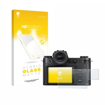 Face avant d’un emballage produit avec le logo de la marque upscreen. À côté, l’appareil Leica SL3-S (Affichage + affichage de