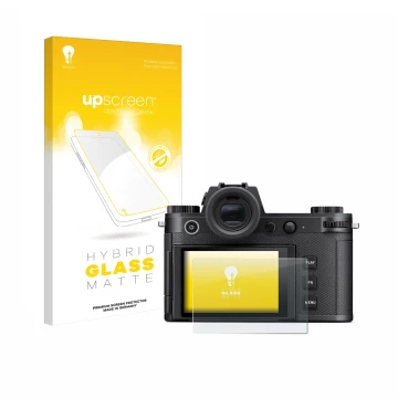 Face avant d’un emballage produit avec le logo de la marque upscreen. À côté, l’appareil Leica SL3-S est représenté avec la pr