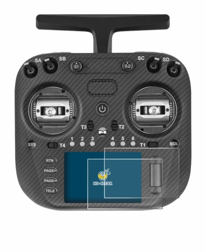 Image de l'appareil Radiomaster TX15 Max avec une grande variété de protections d'écran.
