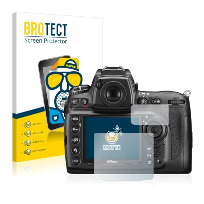 Face avant d’un emballage produit avec le logo de la marque BROTECT. À côté, l’appareil Nikon D700 est représenté avec la prot