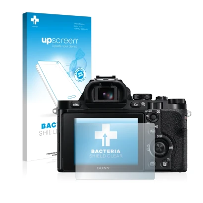 Face avant d’un emballage produit avec le logo de la marque upscreen. À côté, l’appareil Sony Alpha 7 (ILCE-7) est représenté