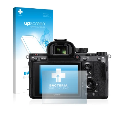 Face avant d’un emballage produit avec le logo de la marque upscreen. À côté, l’appareil Sony Alpha 7R III est représenté avec