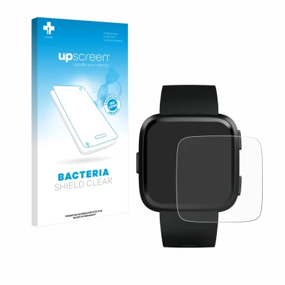 Face avant d’un emballage produit avec le logo de la marque upscreen. À côté, l’appareil Fitbit Versa est représenté avec la p