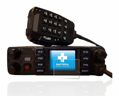 Image de l'appareil AnyTone AT-D578UV plus avec une grande variété de protections d'écran.