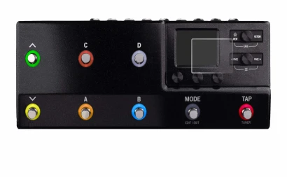Image de l'appareil Line 6 hx stomp XL avec une grande variété de protections d'écran.