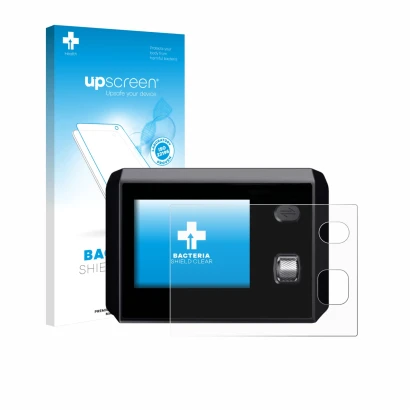 Face avant d’un emballage produit avec le logo de la marque upscreen. À côté, l’appareil SkyRC MC5000 est représenté avec la p