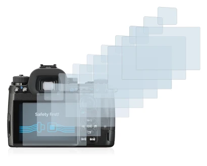 Image de l'appareil Pentax K-3 Mark III avec une grande variété de protections d'écran.