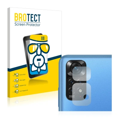 Face avant d’un emballage produit avec le logo de la marque BROTECT. À côté, l’appareil Xiaomi Redmi Note 11 (Caméra UNIQUEMEN