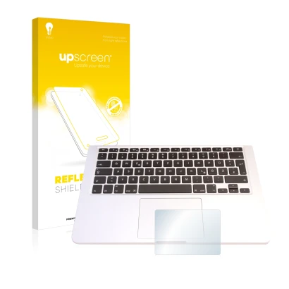 Face avant d’un emballage produit avec le logo de la marque upscreen. À côté, l’appareil Apple MacBook Pro 13.3" 2015 (Touch T