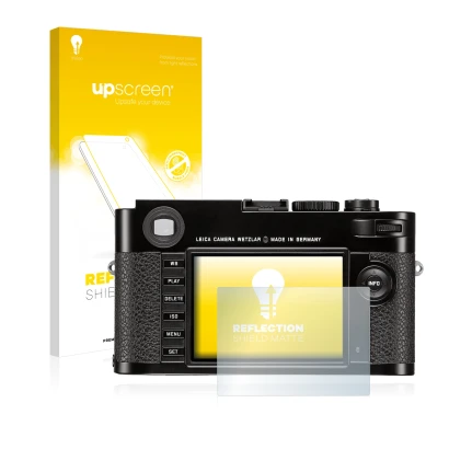 Face avant d’un emballage produit avec le logo de la marque upscreen. À côté, l’appareil Leica M (Typ 262) est représenté avec