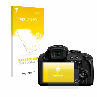 Face avant d’un emballage produit avec le logo de la marque upscreen. À côté, l’appareil Panasonic Lumix DC-FZ82 est représent