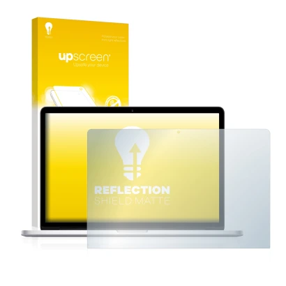 Face avant d’un emballage produit avec le logo de la marque upscreen. À côté, l’appareil Apple MacBook Pro 15" 2017 est représ