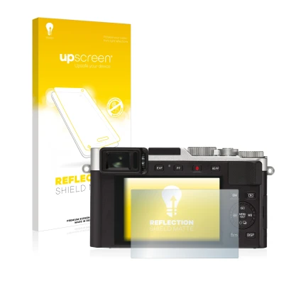 Face avant d’un emballage produit avec le logo de la marque upscreen. À côté, l’appareil Leica D-Lux 7 est représenté avec la