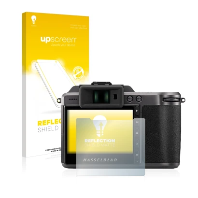 Face avant d’un emballage produit avec le logo de la marque upscreen. À côté, l’appareil Hasselblad X1D II 50C est représenté