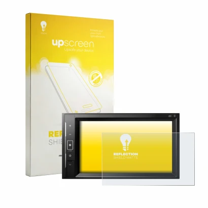 Face avant d’un emballage produit avec le logo de la marque upscreen. À côté, l’appareil Pioneer AVH-A240DAB est représenté av