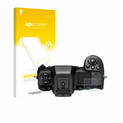 Face avant d’un emballage produit avec le logo de la marque upscreen. À côté, l’appareil Nikon Z 8 (affichage des épaules) est