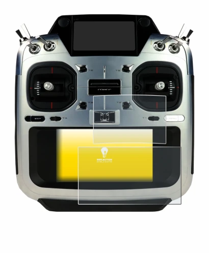 Image de l'appareil Futaba T26SZ avec une grande variété de protections d'écran.