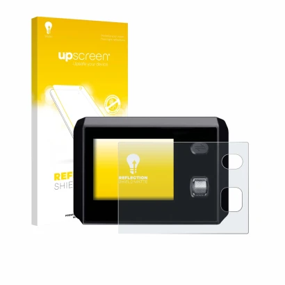 Face avant d’un emballage produit avec le logo de la marque upscreen. À côté, l’appareil SkyRC MC5000 est représenté avec la p