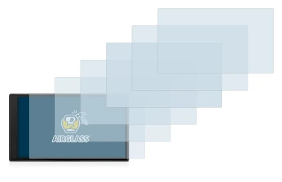 Image de l'appareil Garmin DriveSmart 66 avec une grande variété de protections d'écran.