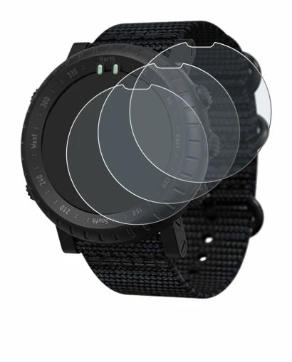 Image de l'appareil Suunto Core Alpha avec une grande variété de protections d'écran.