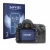 Face avant d’un emballage produit avec le logo de la marque Savvies. À côté, l’appareil Nikon D90 est représenté avec la prote