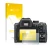 Face avant d’un emballage produit avec le logo de la marque upscreen. À côté, l’appareil Pentax K-70 est représenté avec la pr