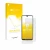 Face avant d’un emballage produit avec le logo de la marque upscreen. À côté, l’appareil Samsung Galaxy A20e est représenté av