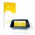 Face avant d’un emballage produit avec le logo de la marque upscreen. À côté, l’appareil Volkswagen ID.4 Digitalcockpit est re