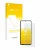 Face avant d’un emballage produit avec le logo de la marque upscreen. À côté, l’appareil Infinix GT 20 Pro est représenté avec