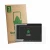Face avant d’un emballage produit avec le logo de la marque ScreenLeaf. À côté, l’appareil Zenec Z-N975 est représenté avec la